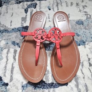 NWB!!!   New  Tory  Burch  Sandals ,Red color